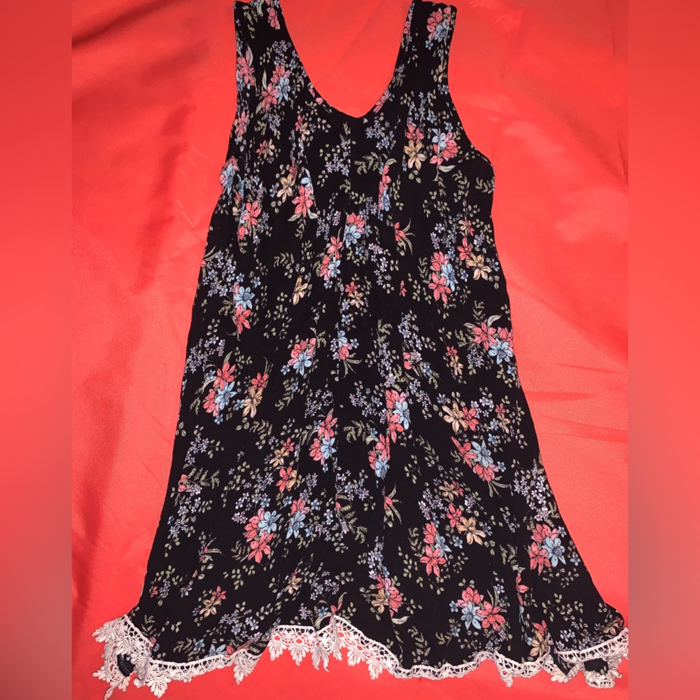🚙📦💨 Lace lined floral sundress by Nimi K sz xL